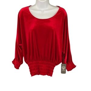 NWT!  Red Vince Camuto dolman sleeve smocked waist and sleeves, size medium.
